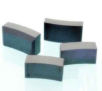 качество  6Fe2O3 Ferrite Bar Magnets Charcoal Gray For Textile Machine Motor фабрика